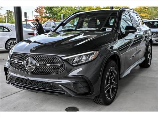 2026 Mercedes-Benz GLC 300 4MATIC