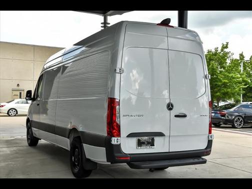 2025 Mercedes-Benz Sprinter 2500 High Roof