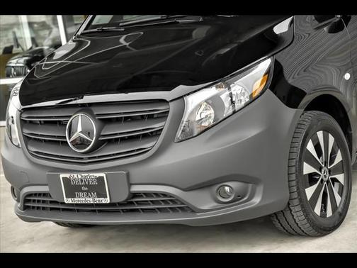 2023 Mercedes-Benz Metris Base