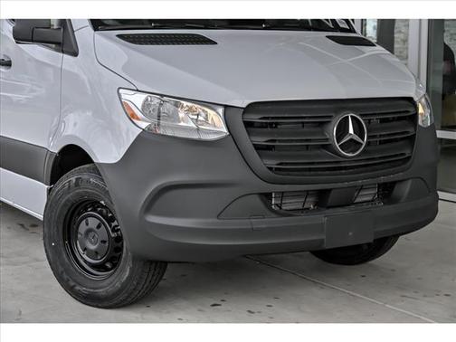 2025 Mercedes-Benz Sprinter 2500 High Roof