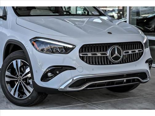 Polar White 2026 Mercedes-Benz GLA 250 4MATIC
