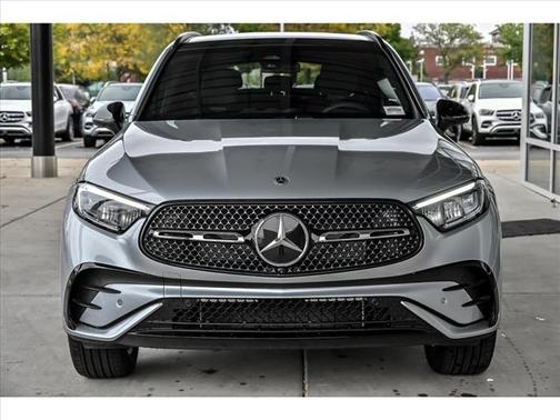 2026 Mercedes-Benz GLC 300 4MATIC