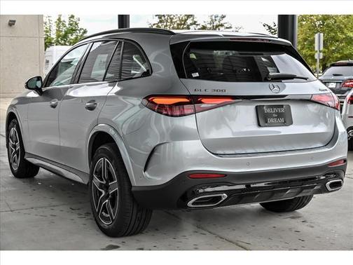 2026 Mercedes-Benz GLC 300 4MATIC