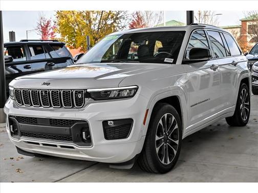 2022 Jeep Grand Cherokee Overland