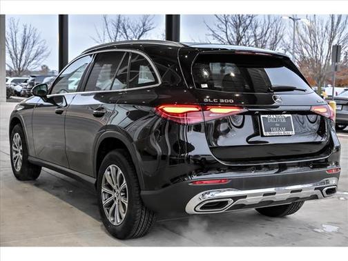 2026 Mercedes-Benz GLC 300 4MATIC