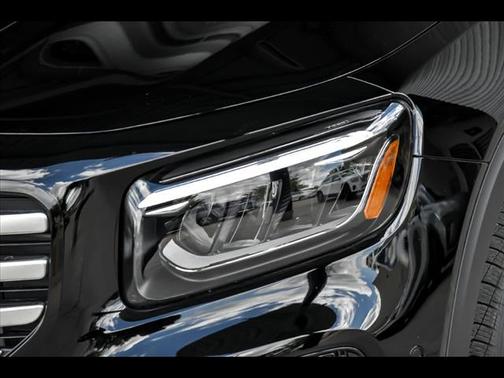 2025 Mercedes-Benz GLB 250 4MATIC