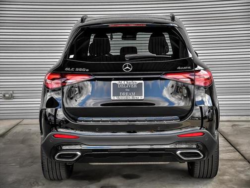 2025 Mercedes-Benz GLC 350e Base