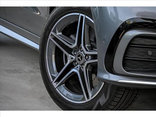 Selenite Grey Metallic 2026 Mercedes-Benz GLS 450 4MATIC