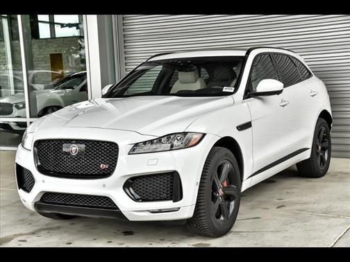 2019 Jaguar F-PACE S