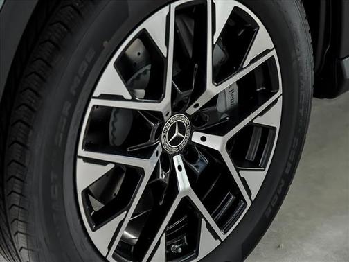 2025 Mercedes-Benz GLC 350e Base