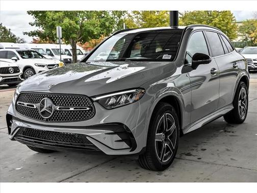 2026 Mercedes-Benz GLC 300 4MATIC