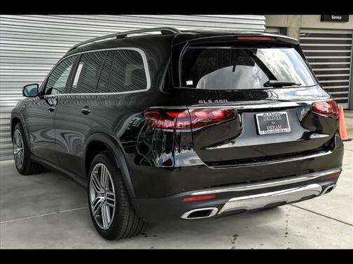 2025 Mercedes-Benz GLS 450 4MATIC