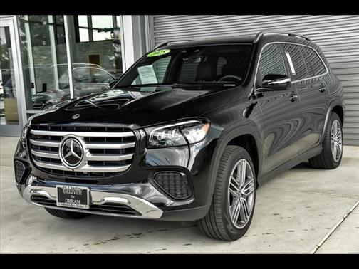 2025 Mercedes-Benz GLS 450 4MATIC