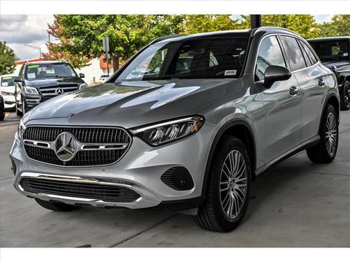 2026 Mercedes-Benz GLC 300 4MATIC