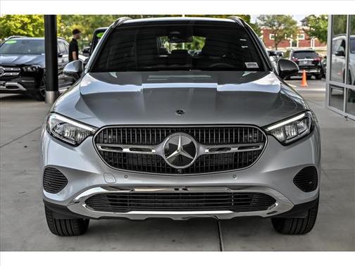 2026 Mercedes-Benz GLC 300 4MATIC