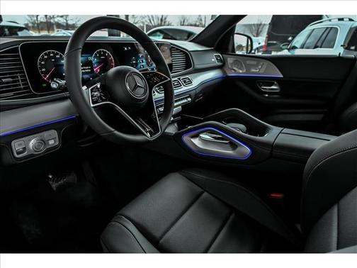 Cirrus Silver Metallic 2026 Mercedes-Benz GLB 250 4MATIC