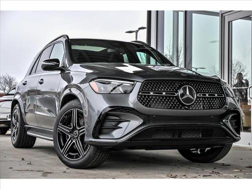 Cirrus Silver Metallic 2026 Mercedes-Benz GLB 250 4MATIC