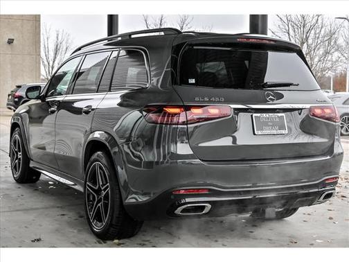 2026 Mercedes-Benz GLS 450 4MATIC