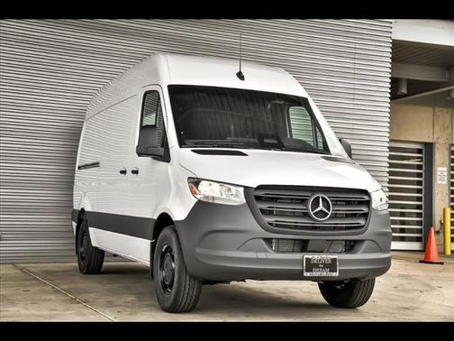 2025 Mercedes-Benz Sprinter 2500 Standard Roof