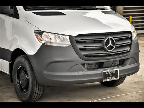 2025 Mercedes-Benz Sprinter 2500 Standard Roof
