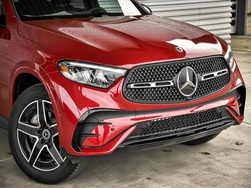 2025 Mercedes-Benz GLC 300 4MATIC