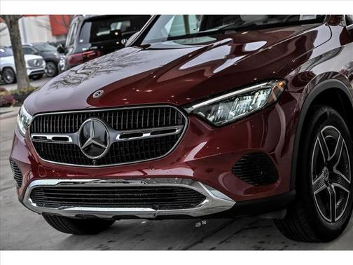 2026 Mercedes-Benz GLC 300 4MATIC