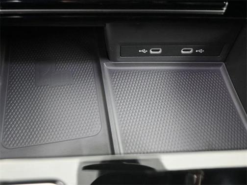 2024 Volkswagen Atlas 2.0T SE w/Technology 4MOTION