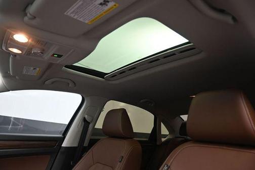 Racing Green 2022 Volkswagen Passat 2.0T Limited Edition