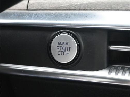 2022 Kia K5 EX
