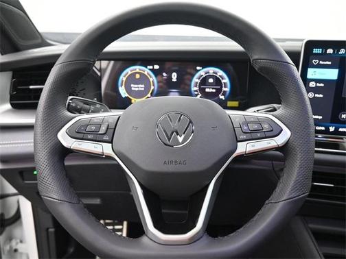 2025 Volkswagen Tiguan 2.0T SE R-Line Black 4MOTION