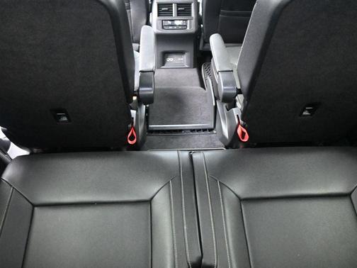 2021 Volkswagen Atlas 3.6L SE w/Technology