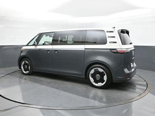 2025 Volkswagen ID. Buzz Pro S Plus with 4MOTION