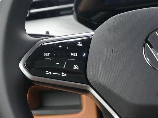 2025 Volkswagen ID. Buzz Pro S Plus with 4MOTION