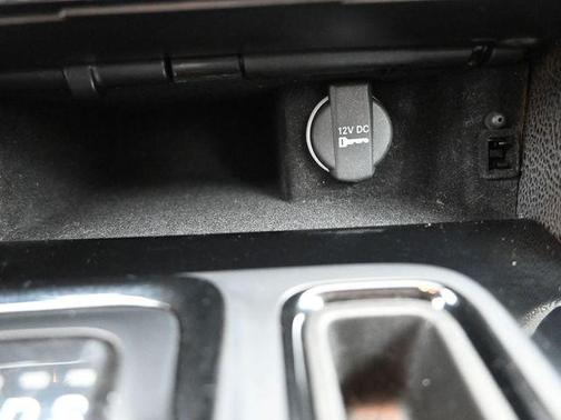 Silver Mist Clearcoat 2023 Chrysler 300 S