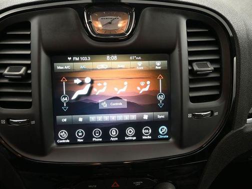 Silver Mist Clearcoat 2023 Chrysler 300 S