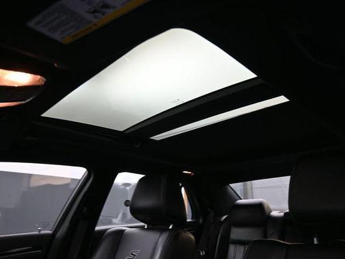 Silver Mist Clearcoat 2023 Chrysler 300 S