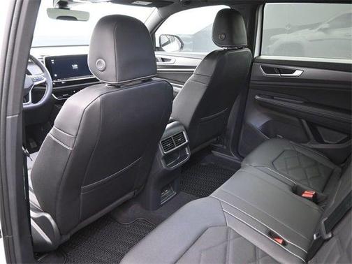 2026 Volkswagen Atlas Cross Sport 2.0T SE