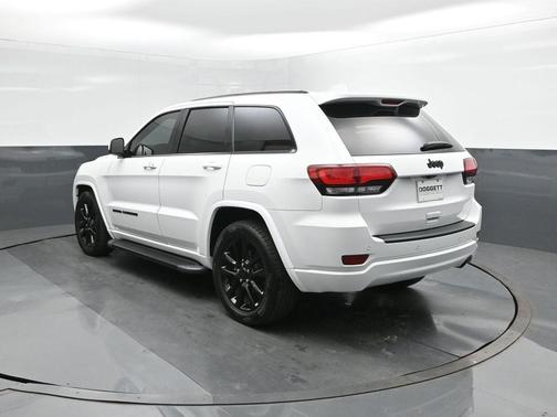 2021 Jeep Grand Cherokee Laredo