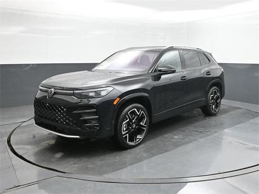 2025 Volkswagen Tiguan 2.0T SEL R-Line 4MOTION