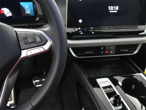 2025 Volkswagen Atlas Cross Sport 2.0T SEL Premium