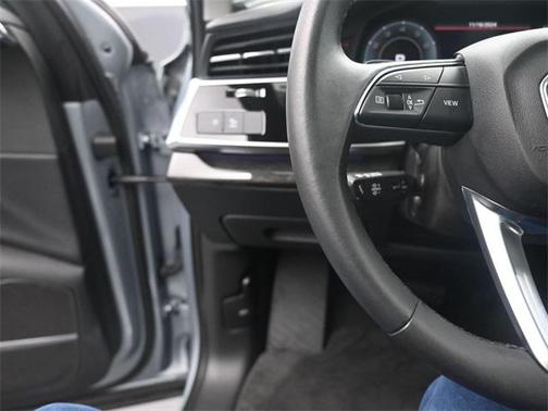 2024 Audi Q7 45 Premium Plus