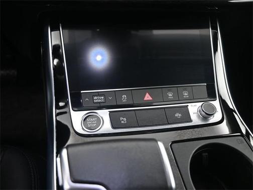 2024 Audi Q7 45 Premium Plus