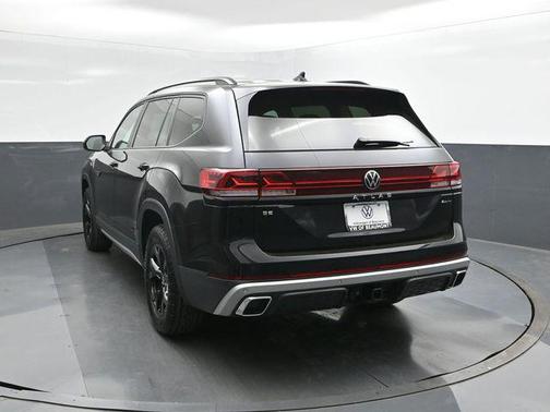 2026 Volkswagen Atlas Peak Edition