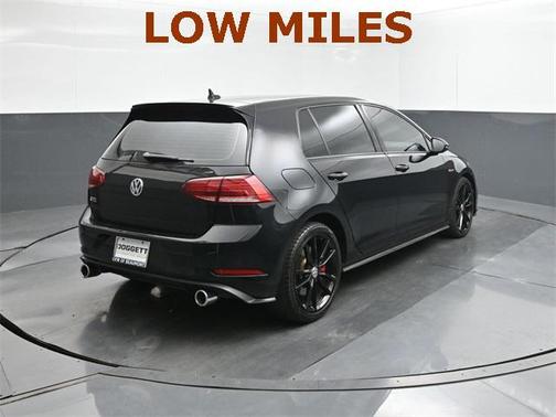 2021 Volkswagen Golf GTI 2.0T SE DSG