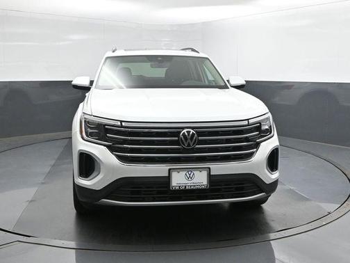 opal white pearl 2026 Volkswagen Atlas 2.0T SE w/Technology