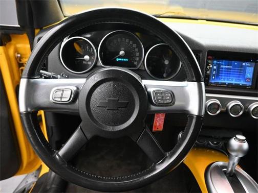 2005 Chevrolet SSR Base