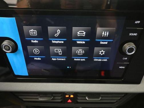 Platinum Gray Metallic 2026 Volkswagen Jetta 1.4T SE