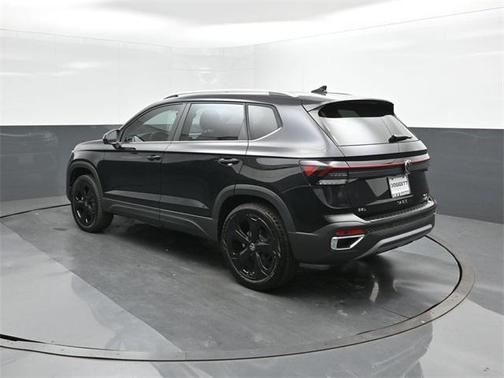 2026 Volkswagen Taos SEL