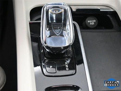 2022 Volvo XC60 B6 Inscription