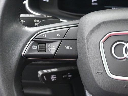 2024 Audi Q7 55 Premium Plus